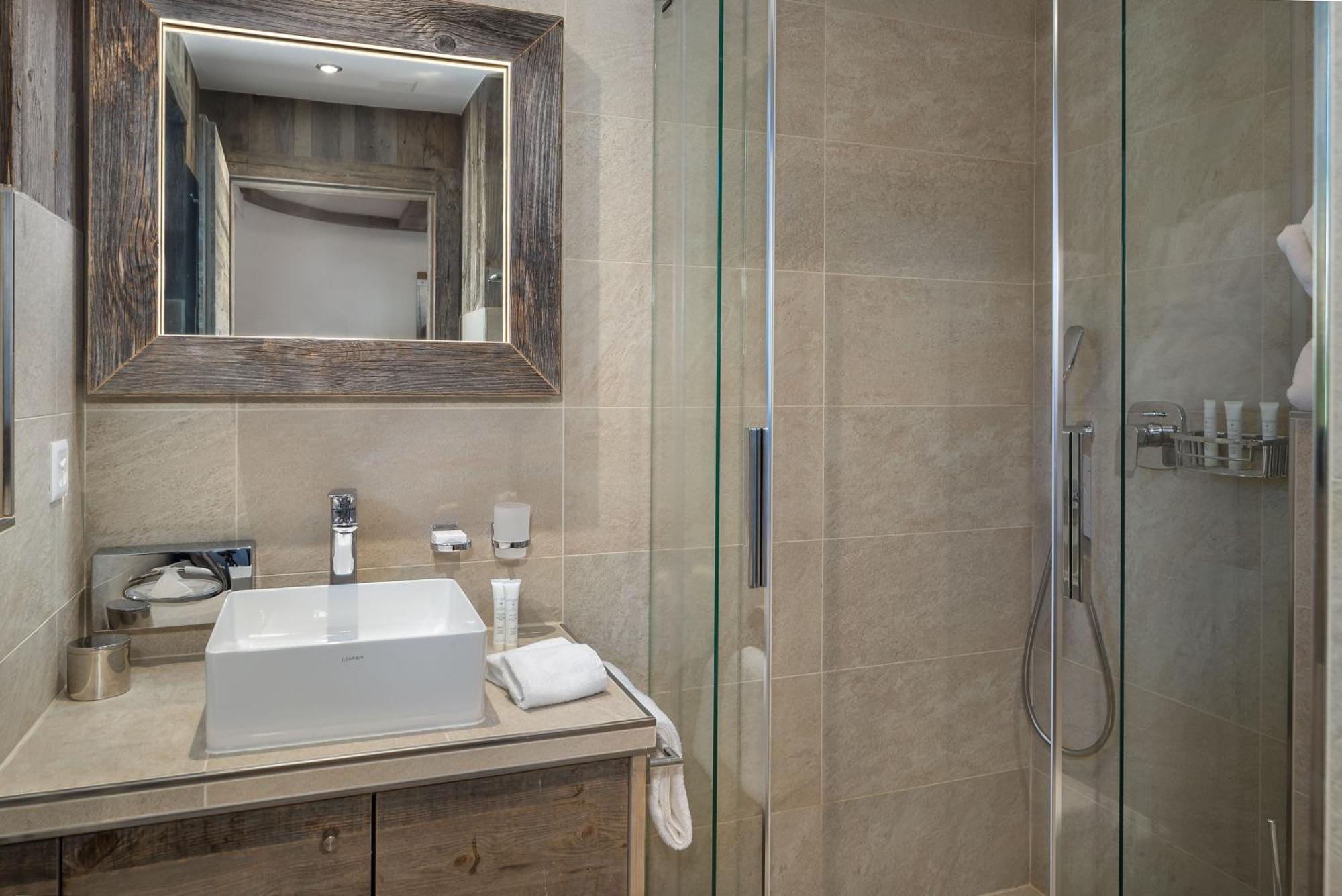 Aida Hotel & Spa - "Adults Only" Relais & Chateaux Crans-Montana Esterno foto